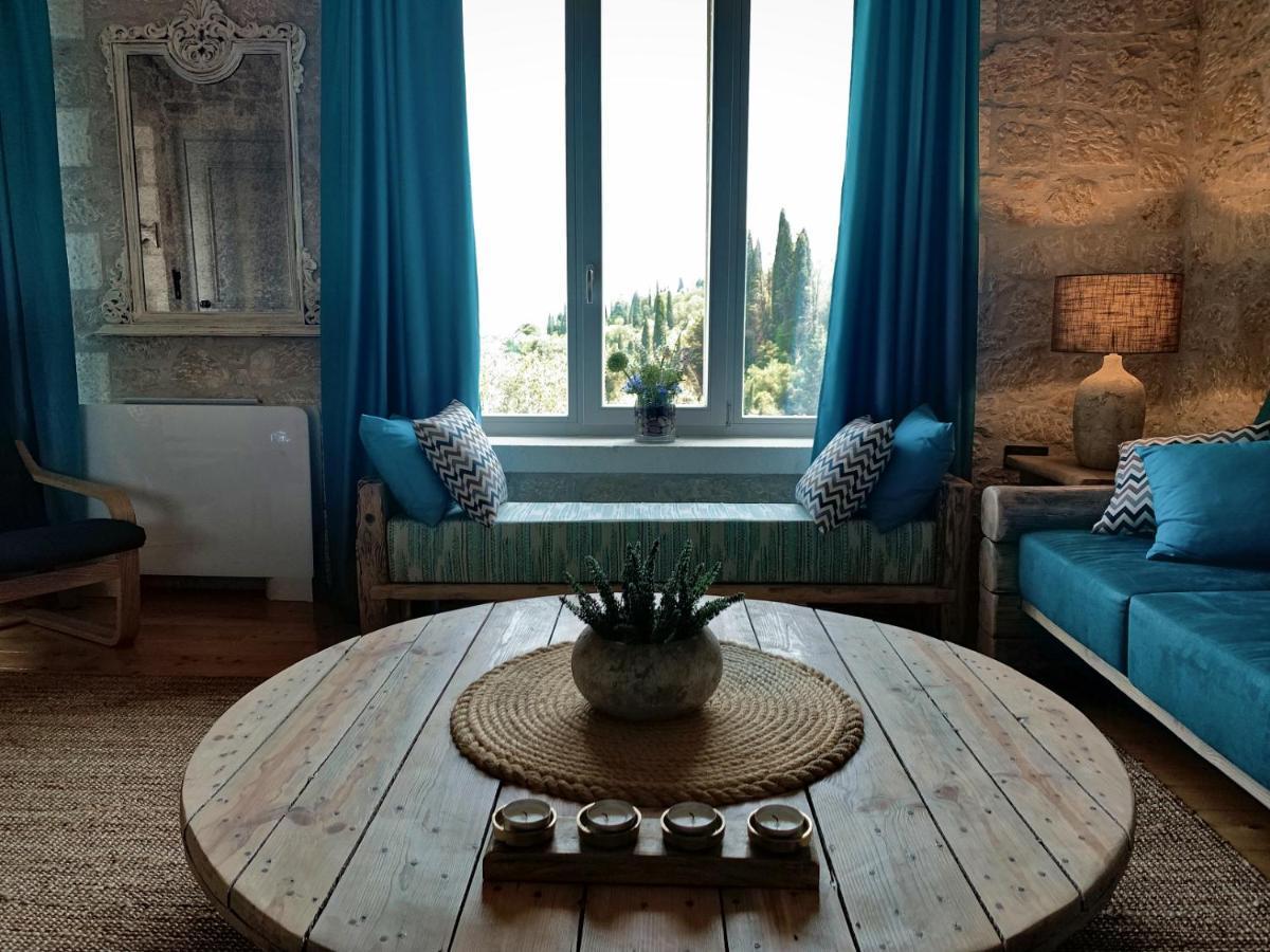 Sinium Luxury Villas Viggla Exteriér fotografie