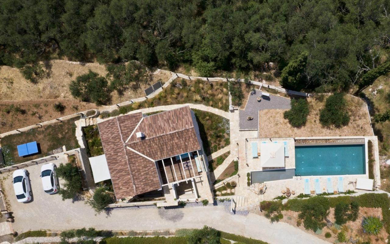 Sinium Luxury Villas Viggla Exteriér fotografie